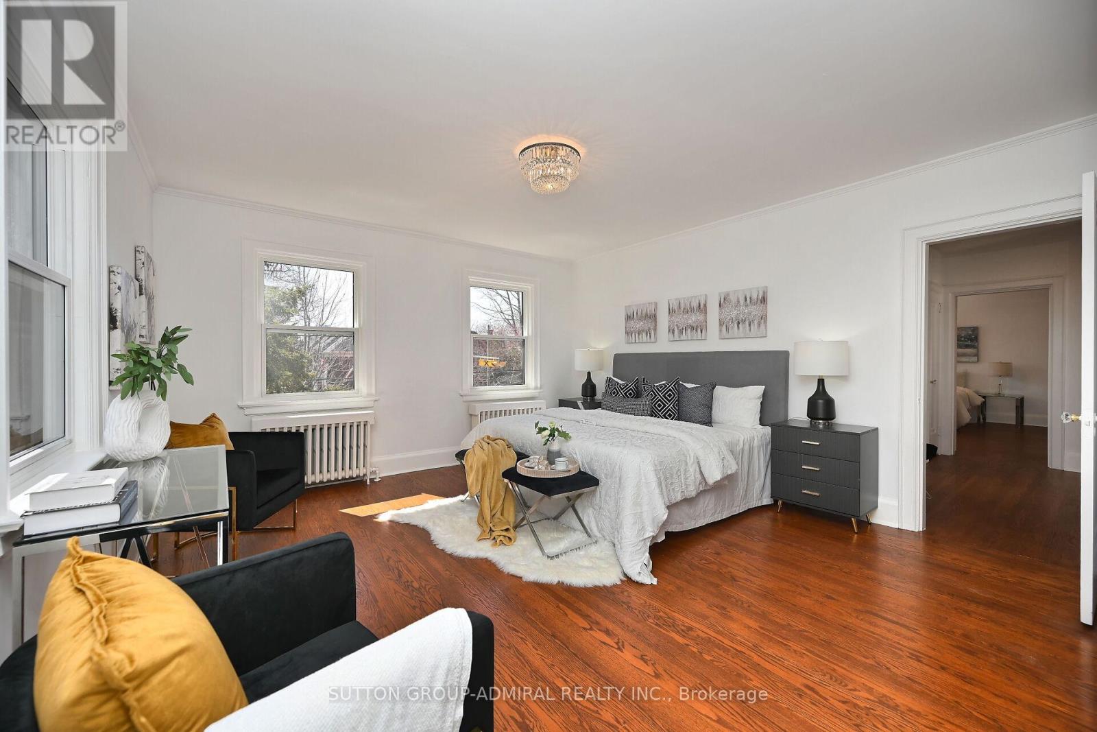 987 Royal York Road, Toronto, Ontario  M8X 2E8 - Photo 28 - W12184242