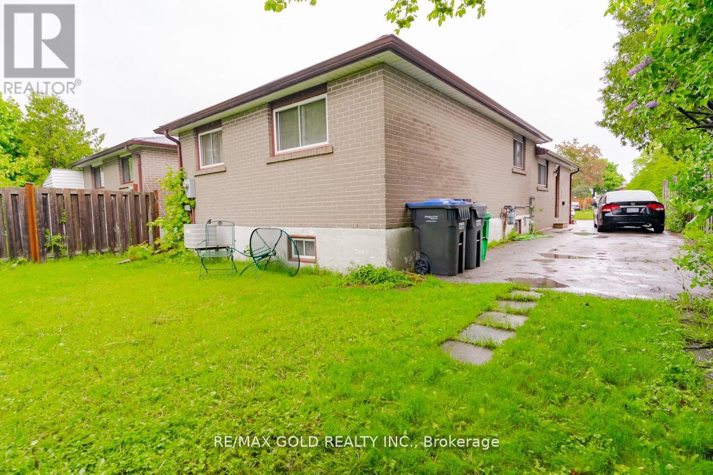 10 Edenridge Drive, Brampton, Ontario  L6T 3B1 - Photo 31 - W12184261