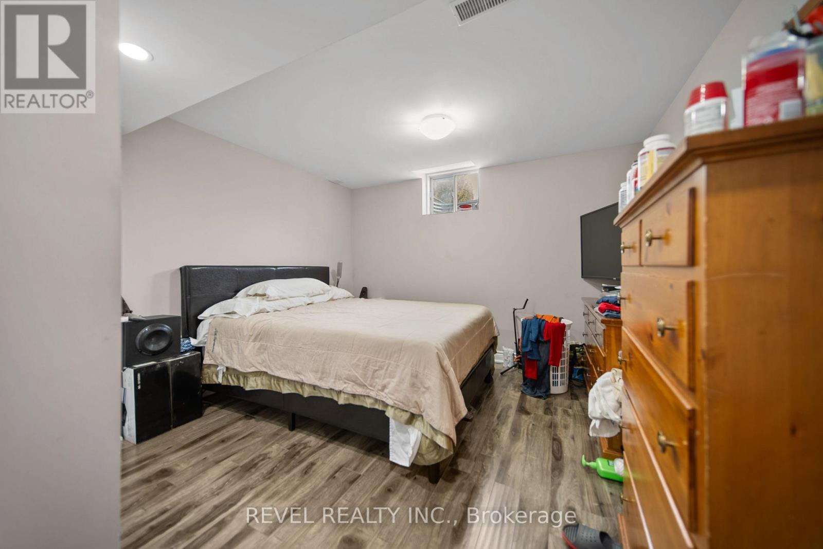 31 Saint Hubert Drive, Brampton (Vales Of Castlemore), Ontario  L6P 1W1 - Photo 39 - W12184262