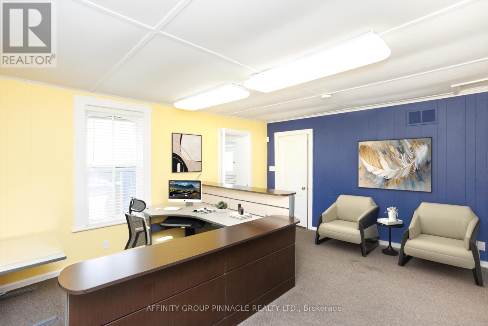 221 Kent Street W, Kawartha Lakes, Ontario  K9V 2Z1 - Photo 15 - X12184423