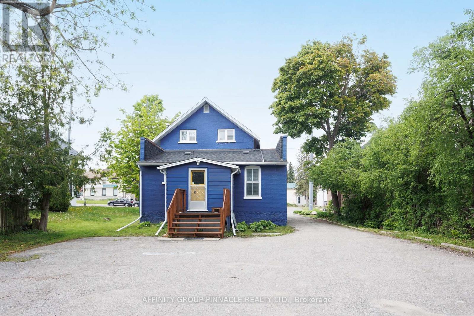 221 Kent Street W, Kawartha Lakes, Ontario  K9V 2Z1 - Photo 6 - X12184423