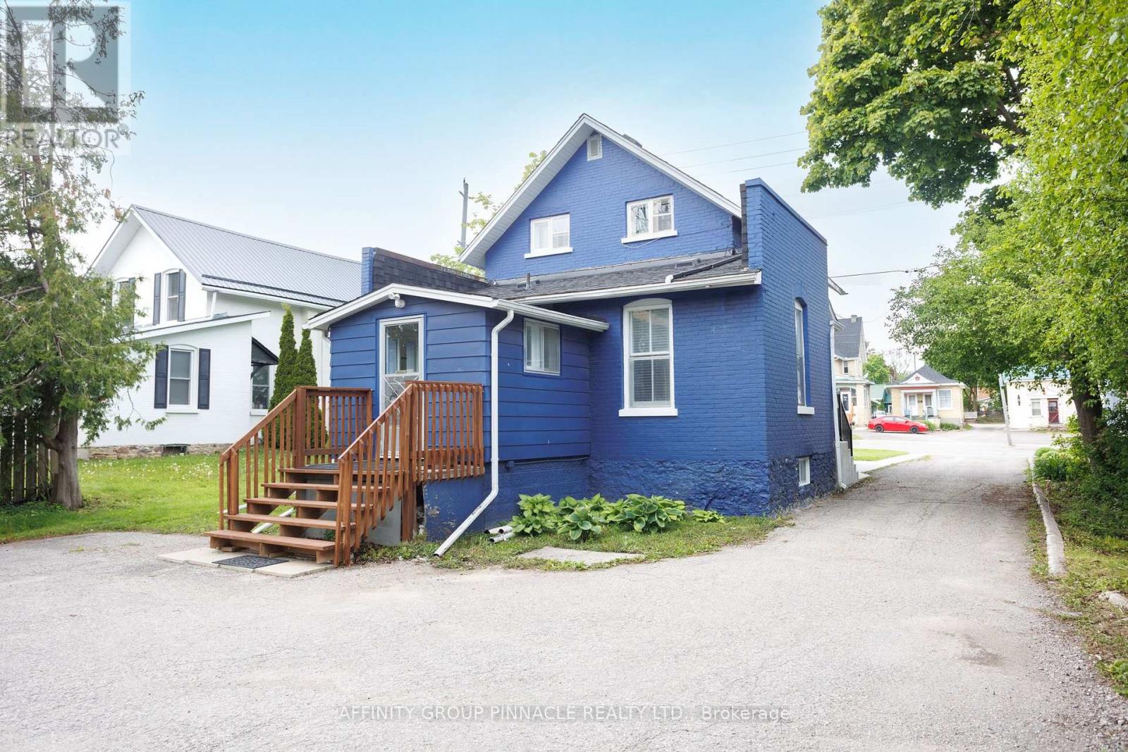 221 Kent Street W, Kawartha Lakes, Ontario  K9V 2Z1 - Photo 7 - X12184423