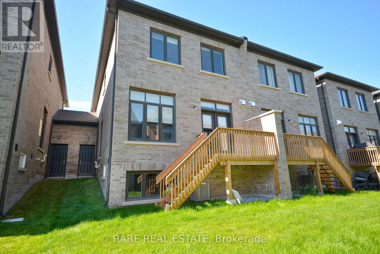 1331 Merton Road, Oakville (Ga Glen Abbey), Ontario  L6M 5L7 - Photo 34 - W12184294
