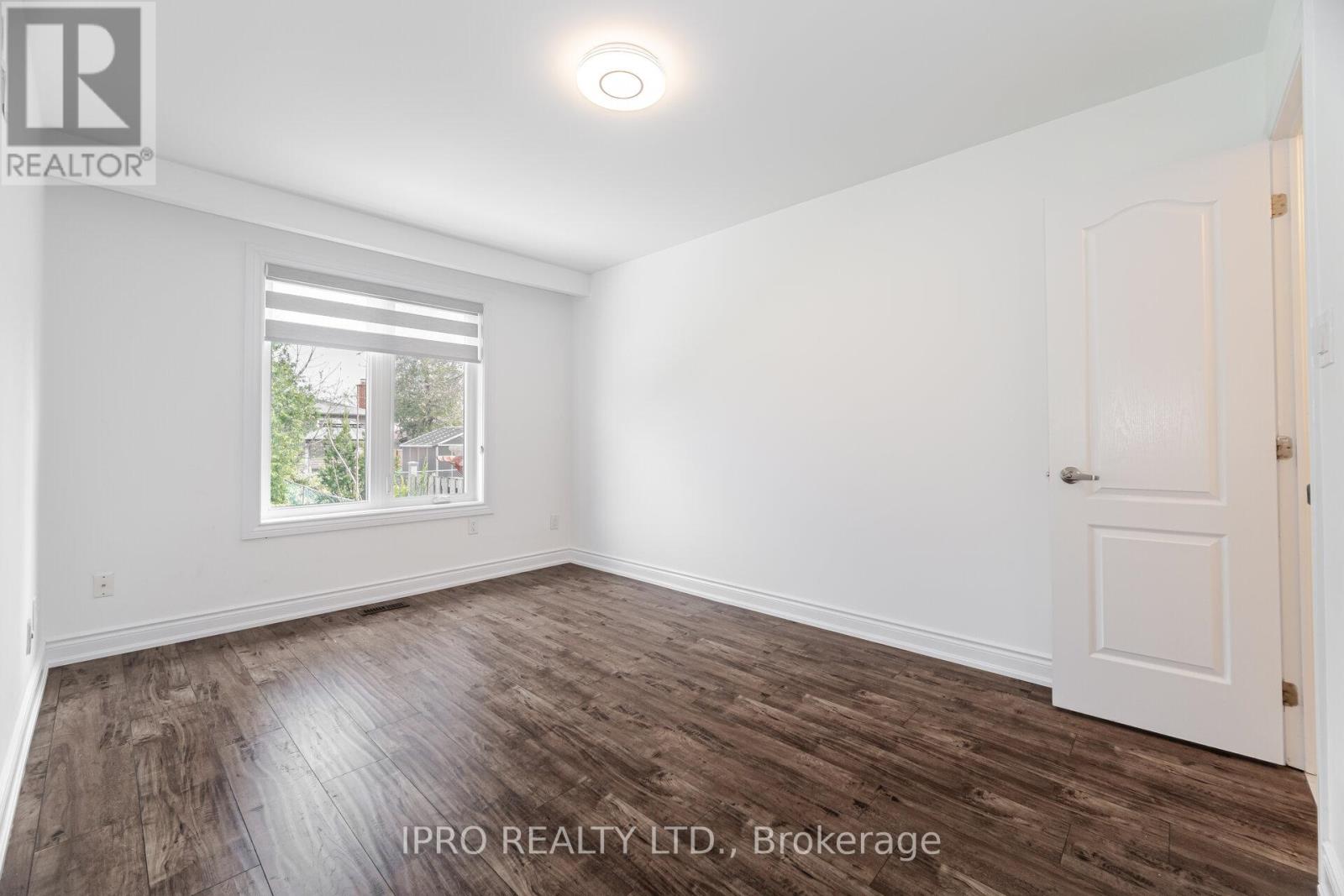 717 Green Meadow Crescent E, Mississauga, Ontario  L5A 2V3 - Photo 21 - W12184338