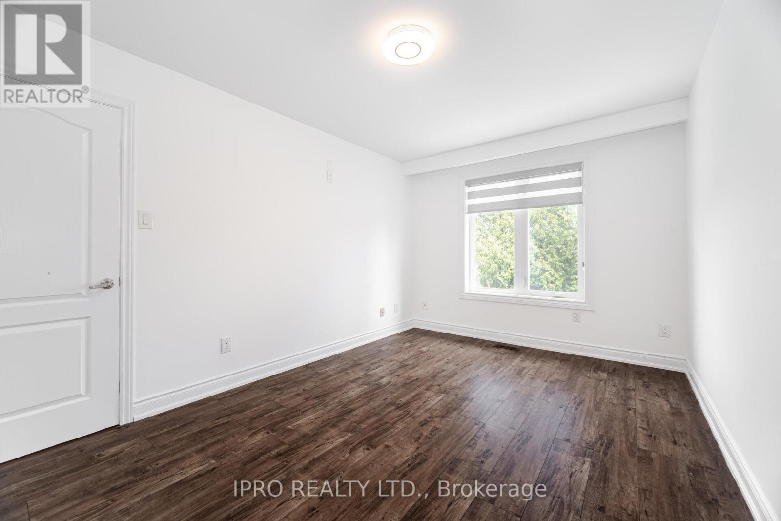 717 Green Meadow Crescent E, Mississauga, Ontario  L5A 2V3 - Photo 23 - W12184338