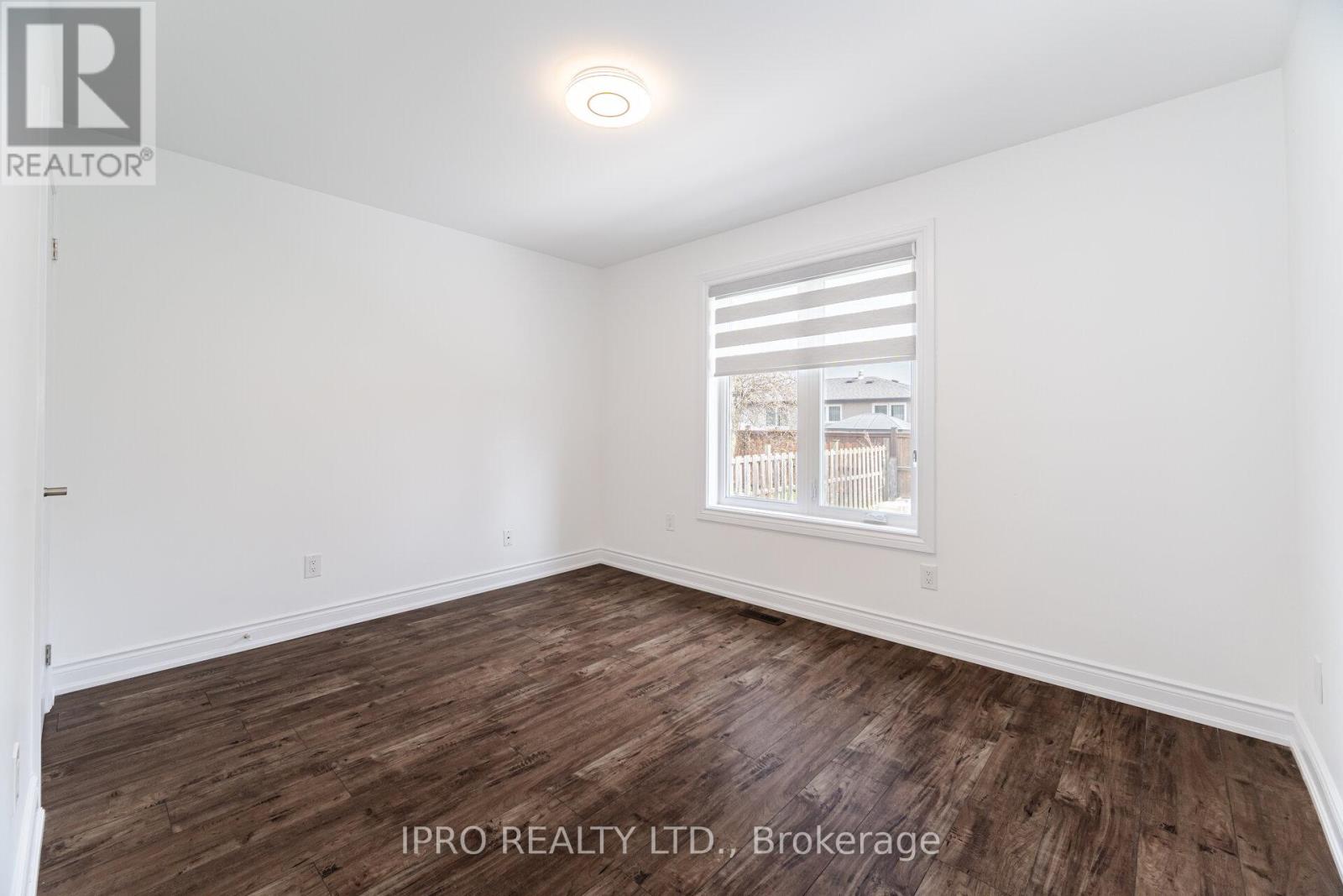 717 Green Meadow Crescent E, Mississauga, Ontario  L5A 2V3 - Photo 26 - W12184338