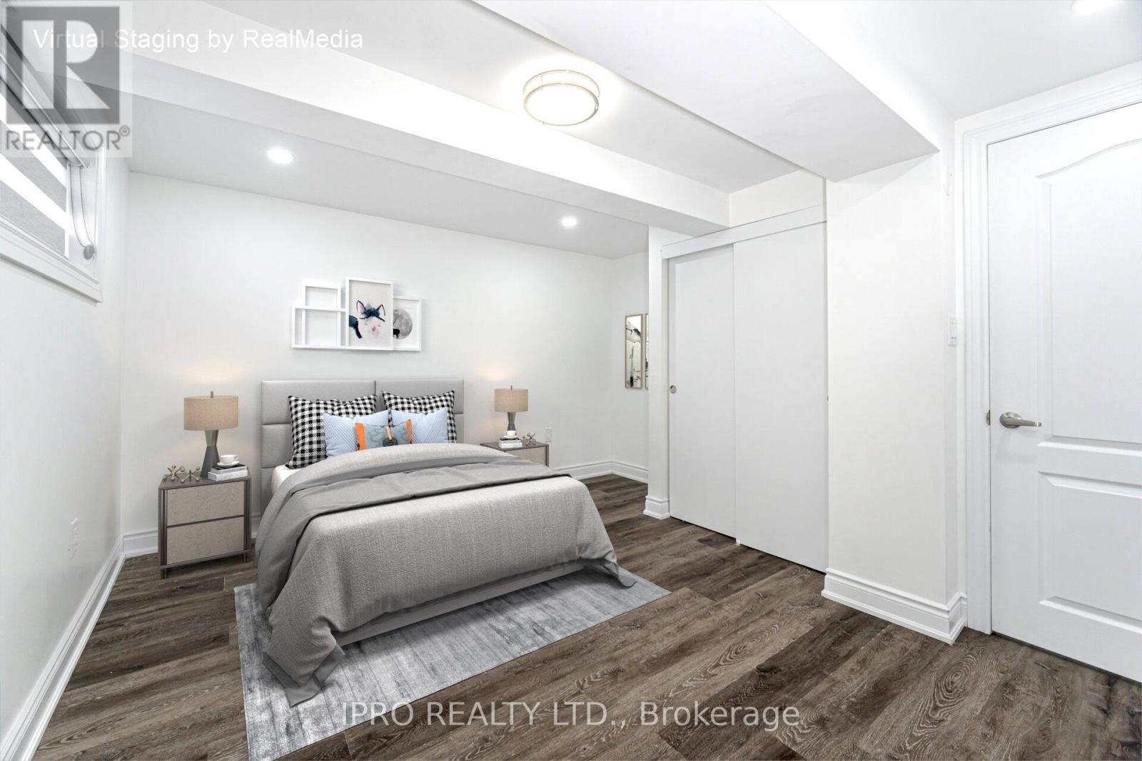 717 Green Meadow Crescent E, Mississauga, Ontario  L5A 2V3 - Photo 41 - W12184338
