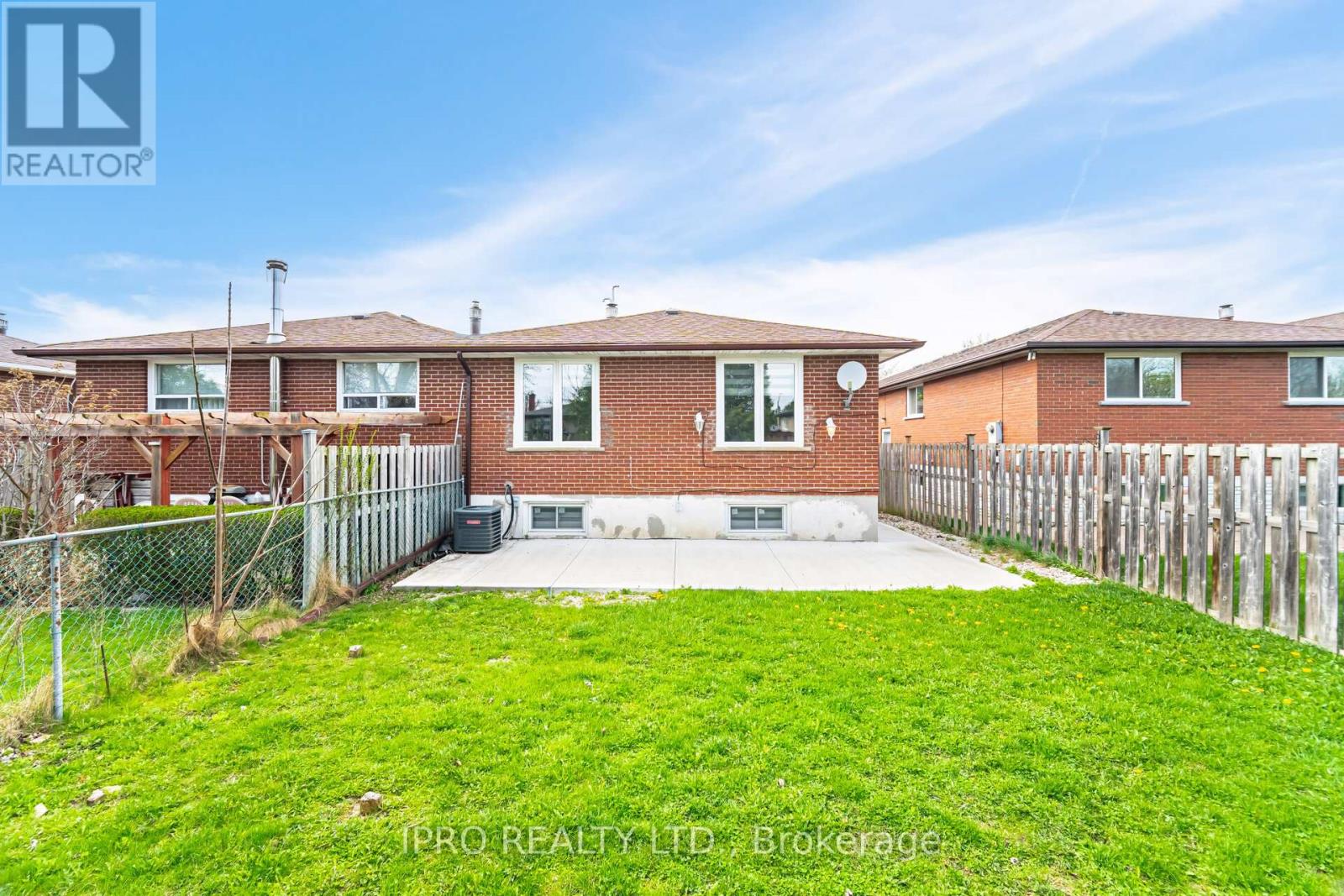 717 Green Meadow Crescent E, Mississauga, Ontario  L5A 2V3 - Photo 50 - W12184338