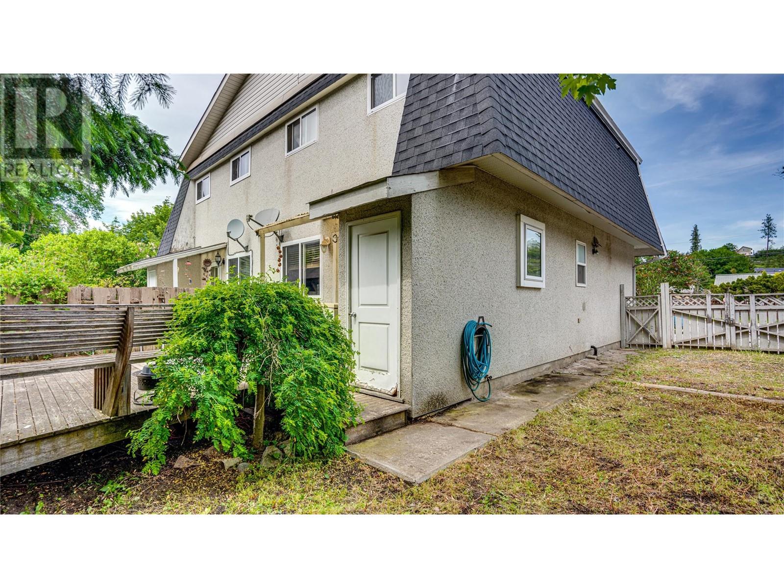 3319 Belaire Drive, Armstrong, British Columbia  V4Y 0K1 - Photo 4 - 10349480