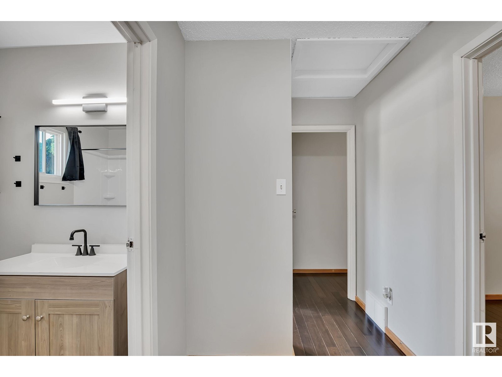 723 Clareview Rd Nw, Edmonton, Alberta  T5A 3S6 - Photo 13 - E4439421