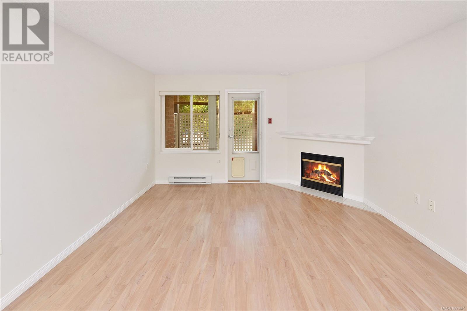 Property at 101 2045 Carrick St image 3