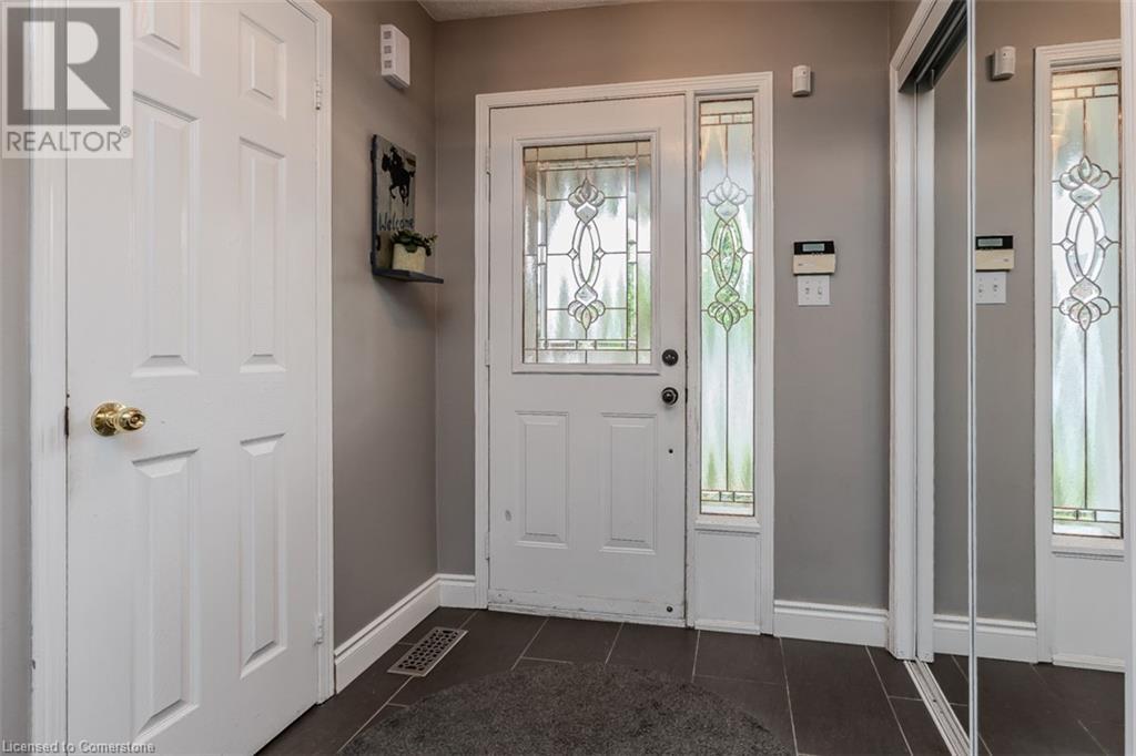 2282 Seton Crescent, Burlington, Ontario  L7L 6Y4 - Photo 8 - 40734951