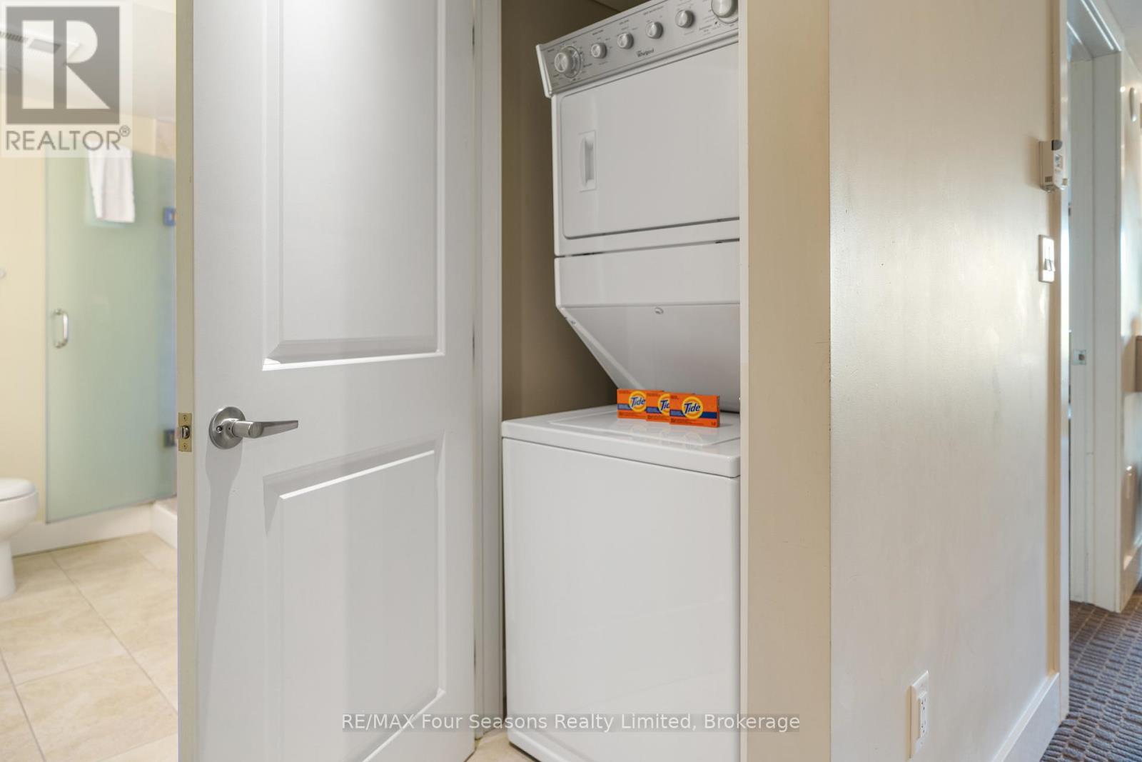 2302/2304 - 9 Harbour Street E, Collingwood, Ontario  L9Y 5C5 - Photo 7 - S12184369