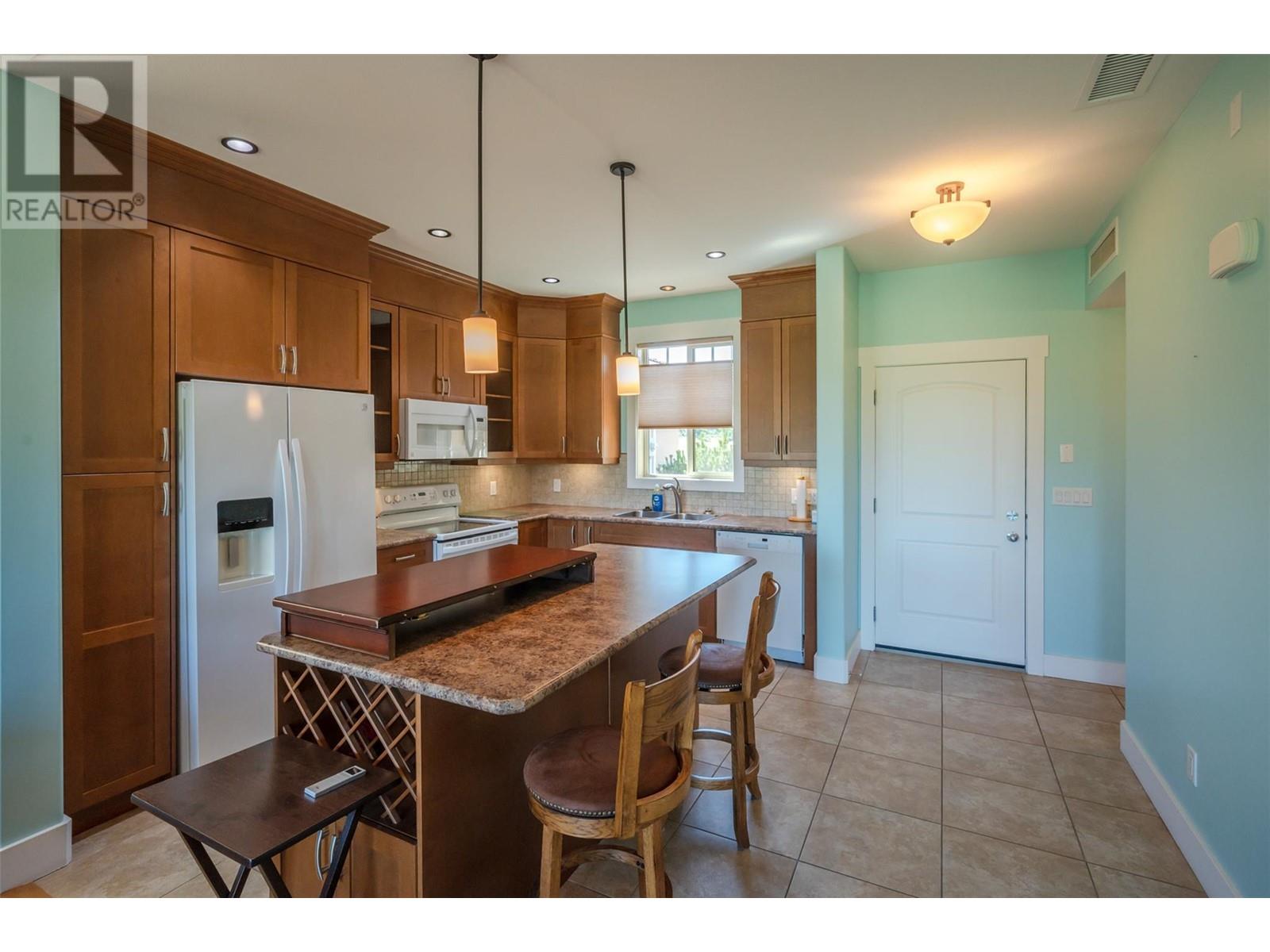 6823 Tucelnuit Drive Unit# 23, Oliver, British Columbia  V0H 1T2 - Photo 11 - 10349782