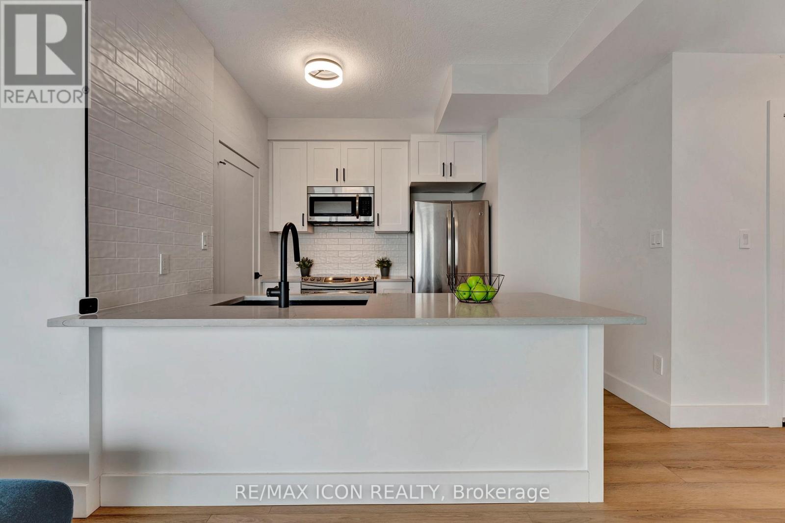 1107 - 170 Water Street N, Cambridge, Ontario  N1R 3B6 - Photo 8 - X12184236