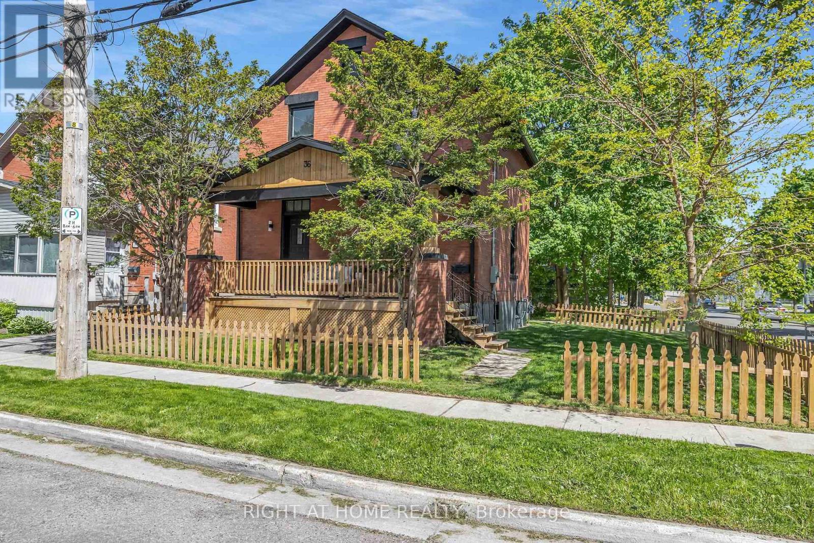 Property at 36 SURREY STREET W image 1