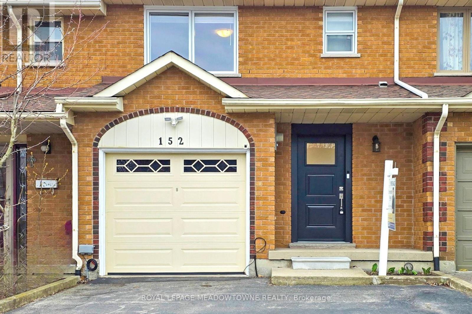 152 ESSLING AVENUE, Hamilton, Ontario