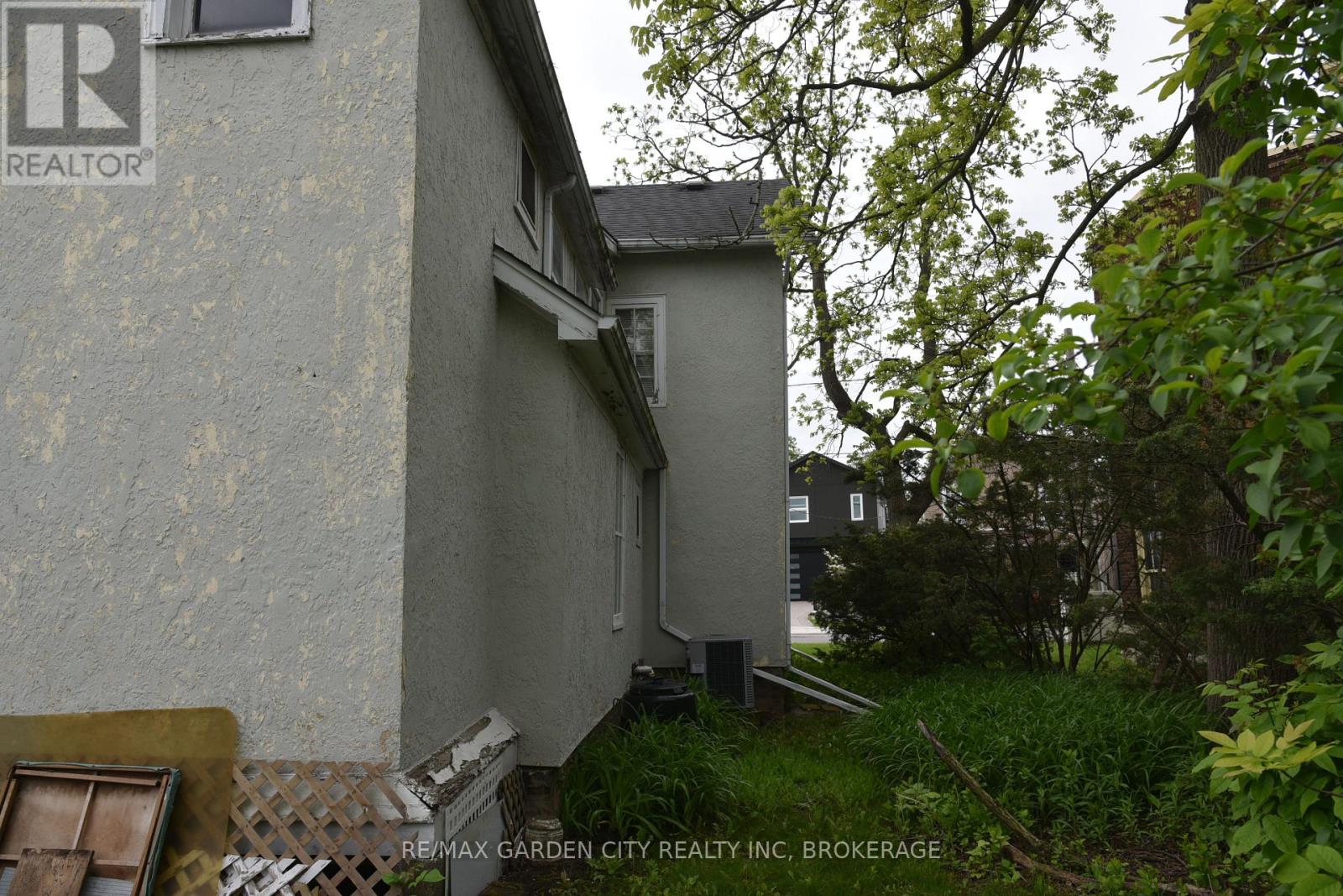 156 Division Street, Welland, Ontario  L3B 4A2 - Photo 11 - X12184411