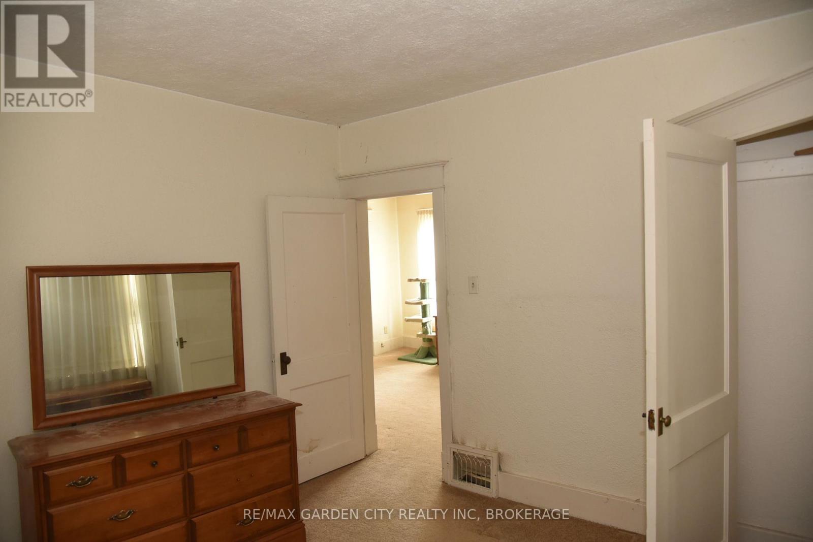 156 Division Street, Welland, Ontario  L3B 4A2 - Photo 39 - X12184411
