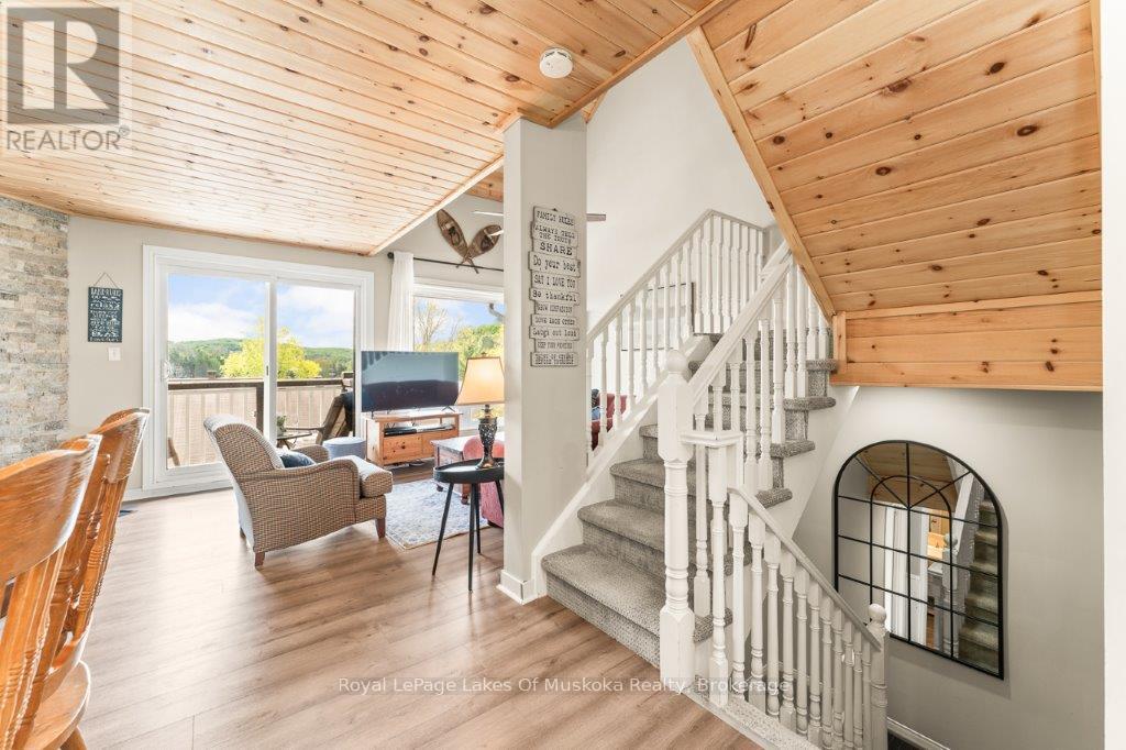 30 Turner Drive, Huntsville, Ontario  P1H 1A8 - Photo 12 - X12184424