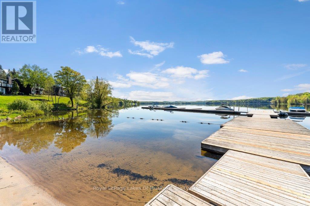 30 Turner Drive, Huntsville, Ontario  P1H 1A8 - Photo 37 - X12184424