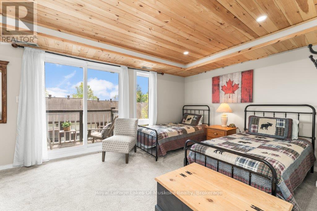 30 Turner Drive, Huntsville, Ontario  P1H 1A8 - Photo 6 - X12184424