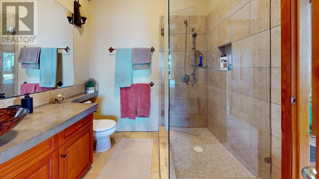 9217 Truman Road, Halfmoon Bay, British Columbia  V0N 1Y2 - Photo 19 - R3008896