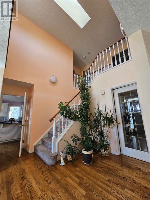 91 Woodbrook Road Sw, Calgary, Alberta  T2W 6C6 - Photo 9 - A2215540