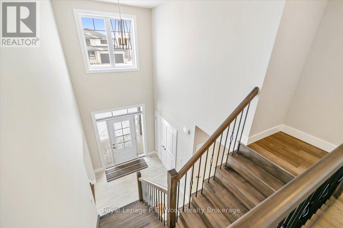 61 Sunview Drive, Norwich, Ontario  N0J 1P0 - Photo 11 - X12184427
