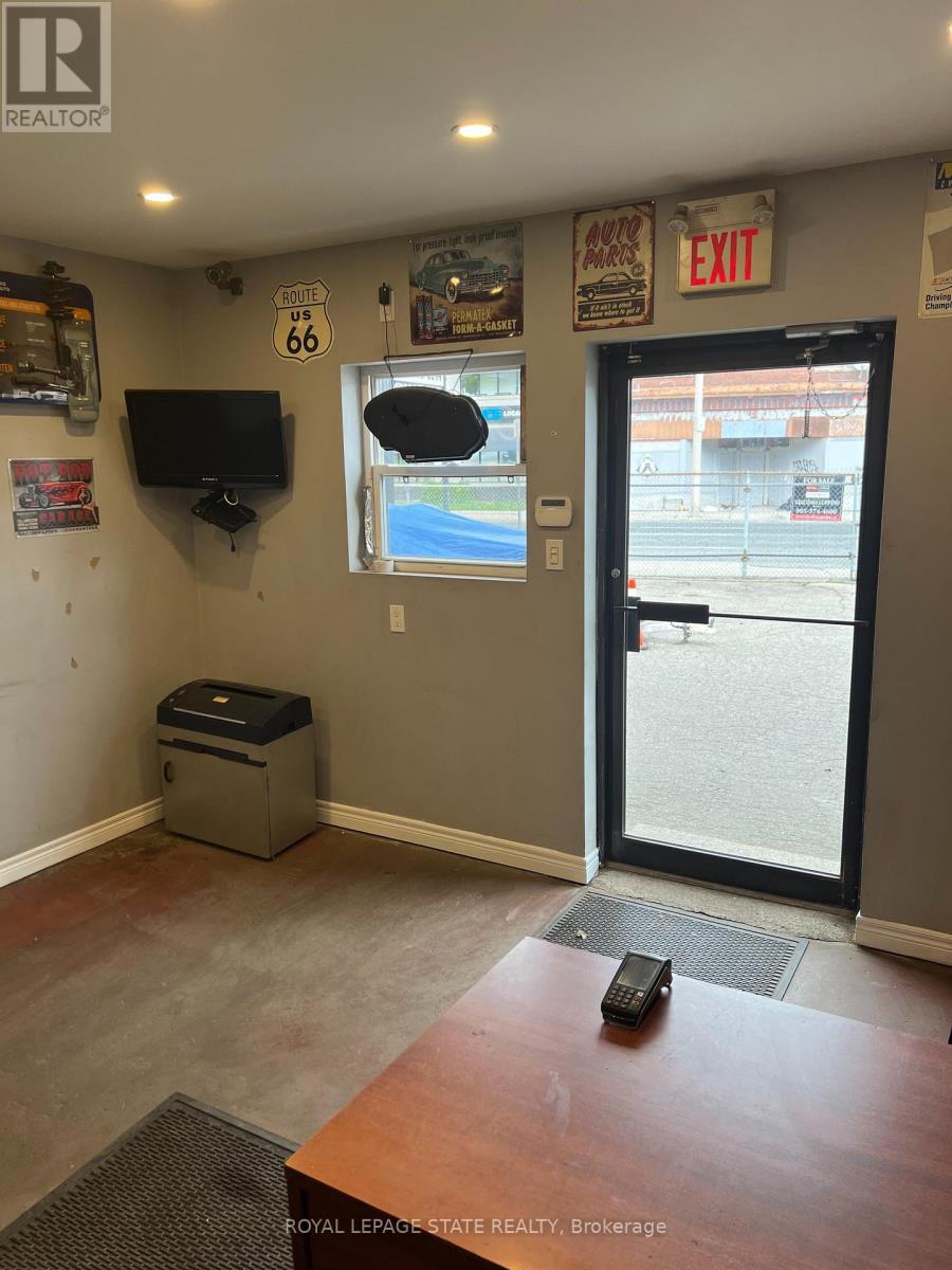 804 King Street E, Hamilton, Ontario  L8M 1A9 - Photo 19 - X11927846