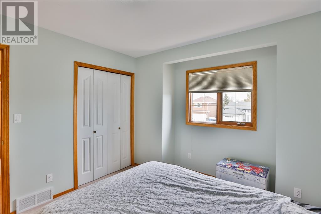 383 Fairmont Boulevard S, Lethbridge, Alberta  T1K 7J4 - Photo 23 - A2204500