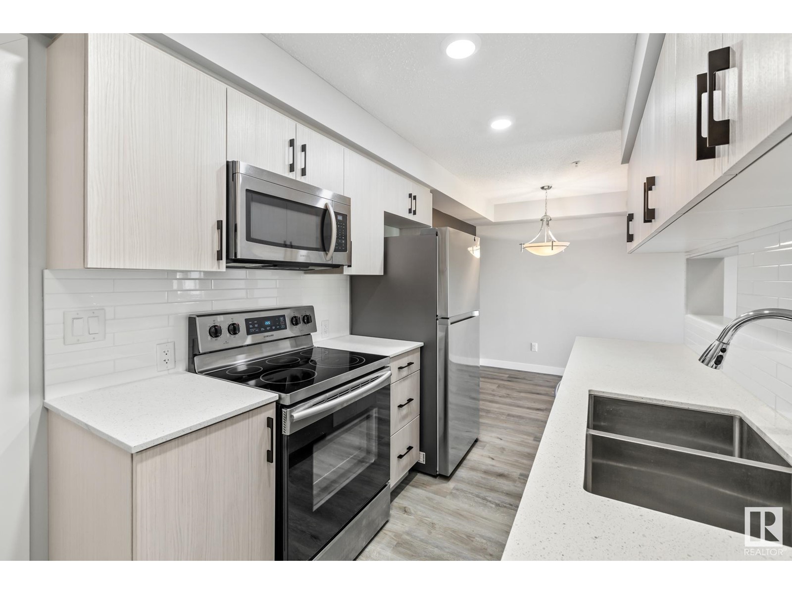 #320 11511 27 Av Nw Nw, Edmonton, Alberta  T6J 7J8 - Photo 6 - E4439396