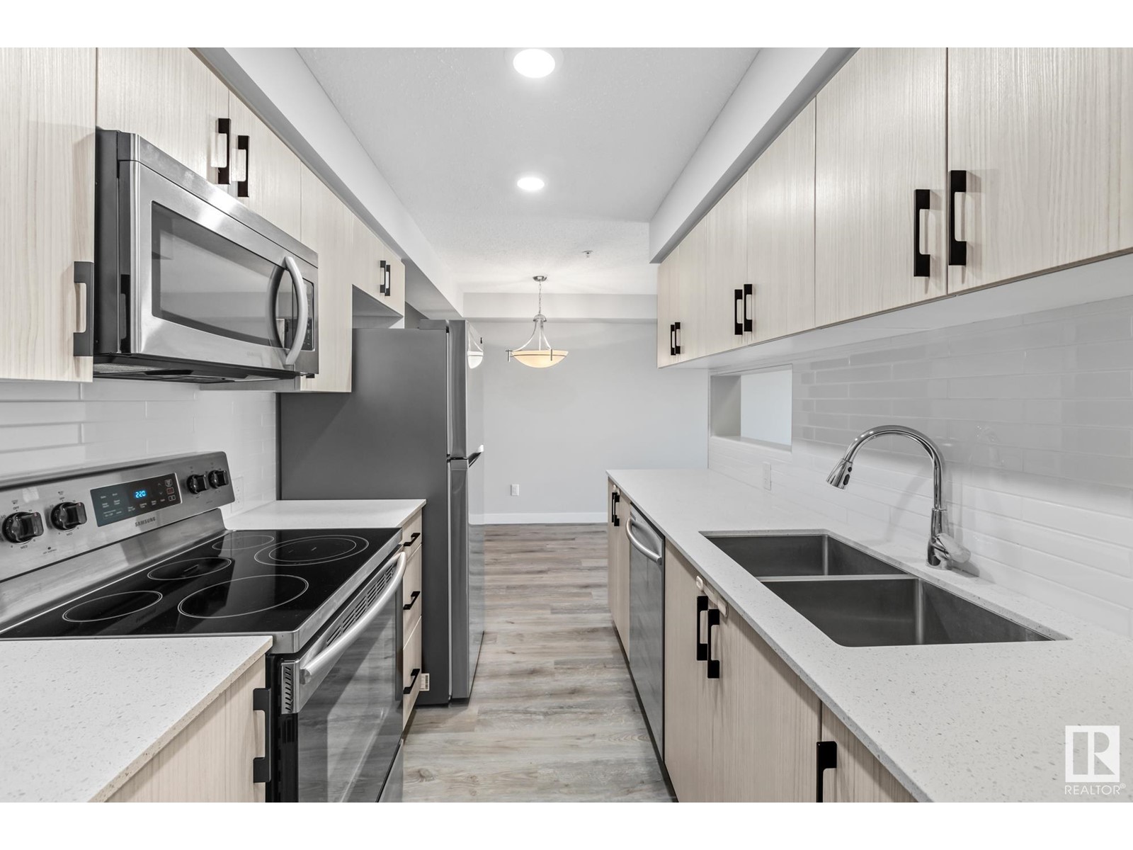 #320 11511 27 Av Nw Nw, Edmonton, Alberta  T6J 7J8 - Photo 5 - E4439396