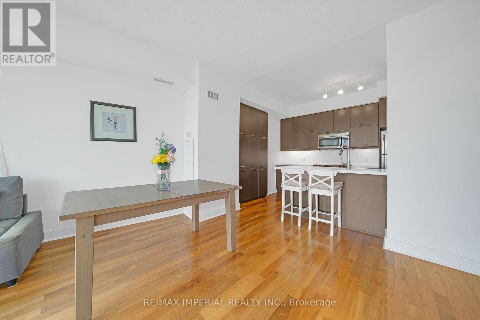 707 - 26 Norton Avenue, Toronto, Ontario  M2N 0H6 - Photo 9 - C12182758