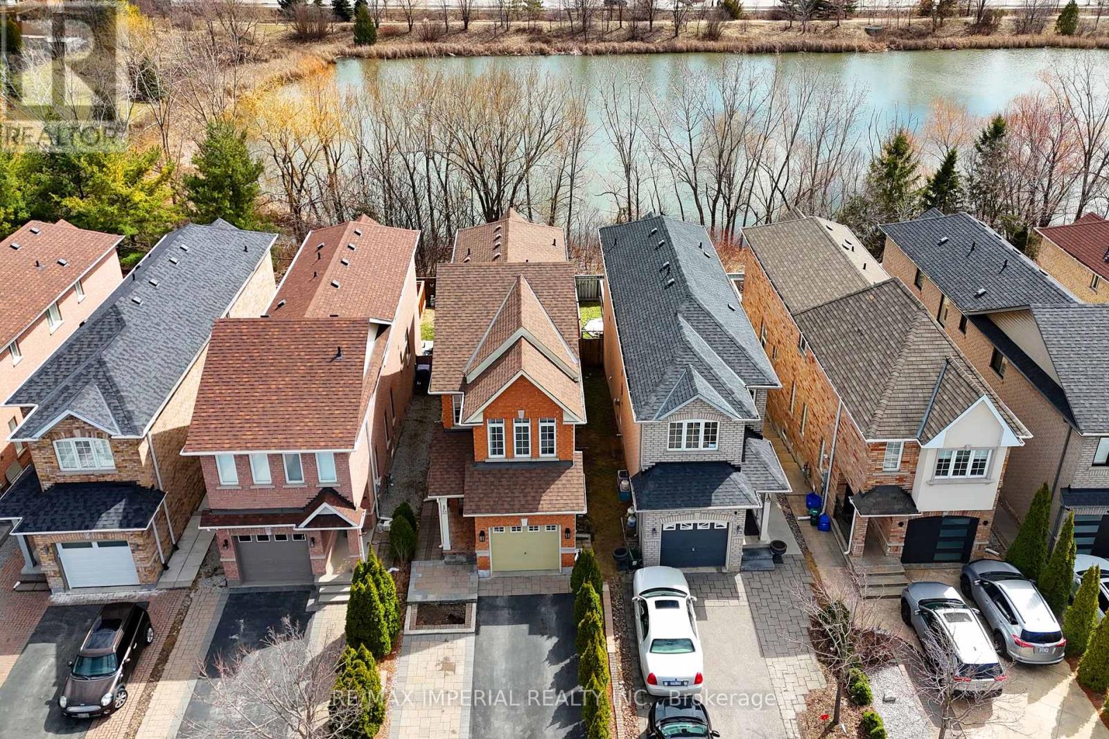 Property at 33 DEL FRANCESCO WAY image 1
