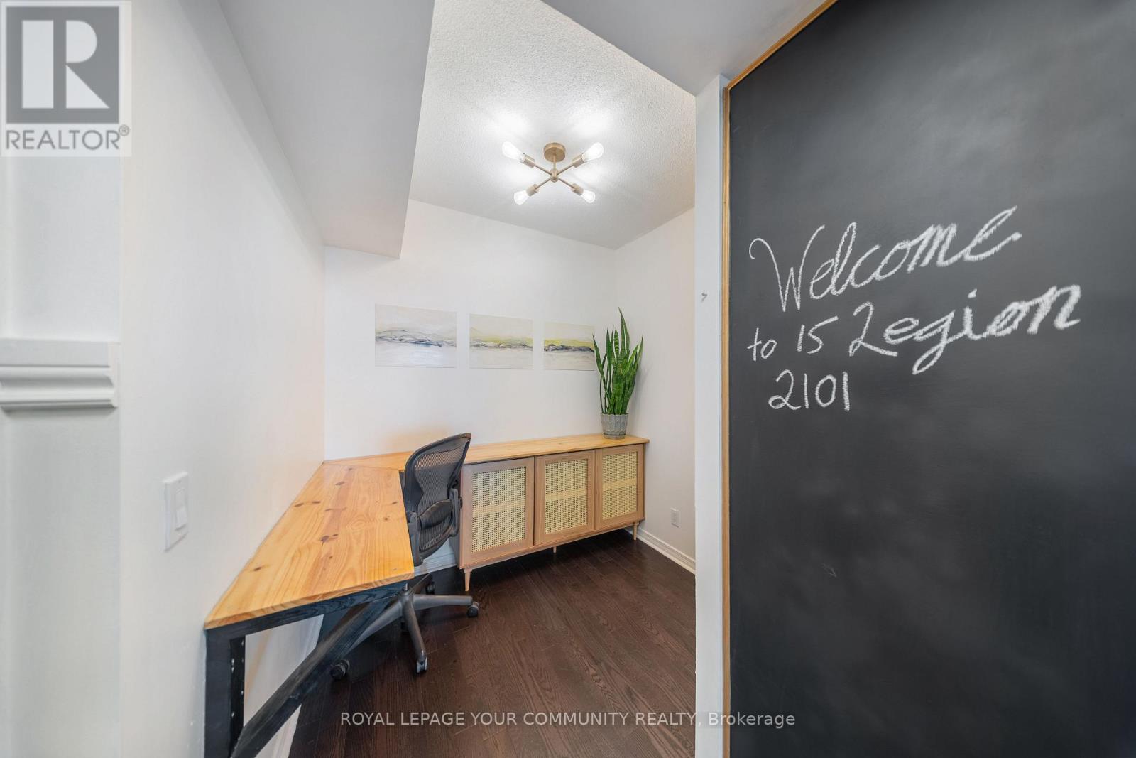2101 - 15 Legion Road, Toronto, Ontario  M8V 0A9 - Photo 5 - W12088316