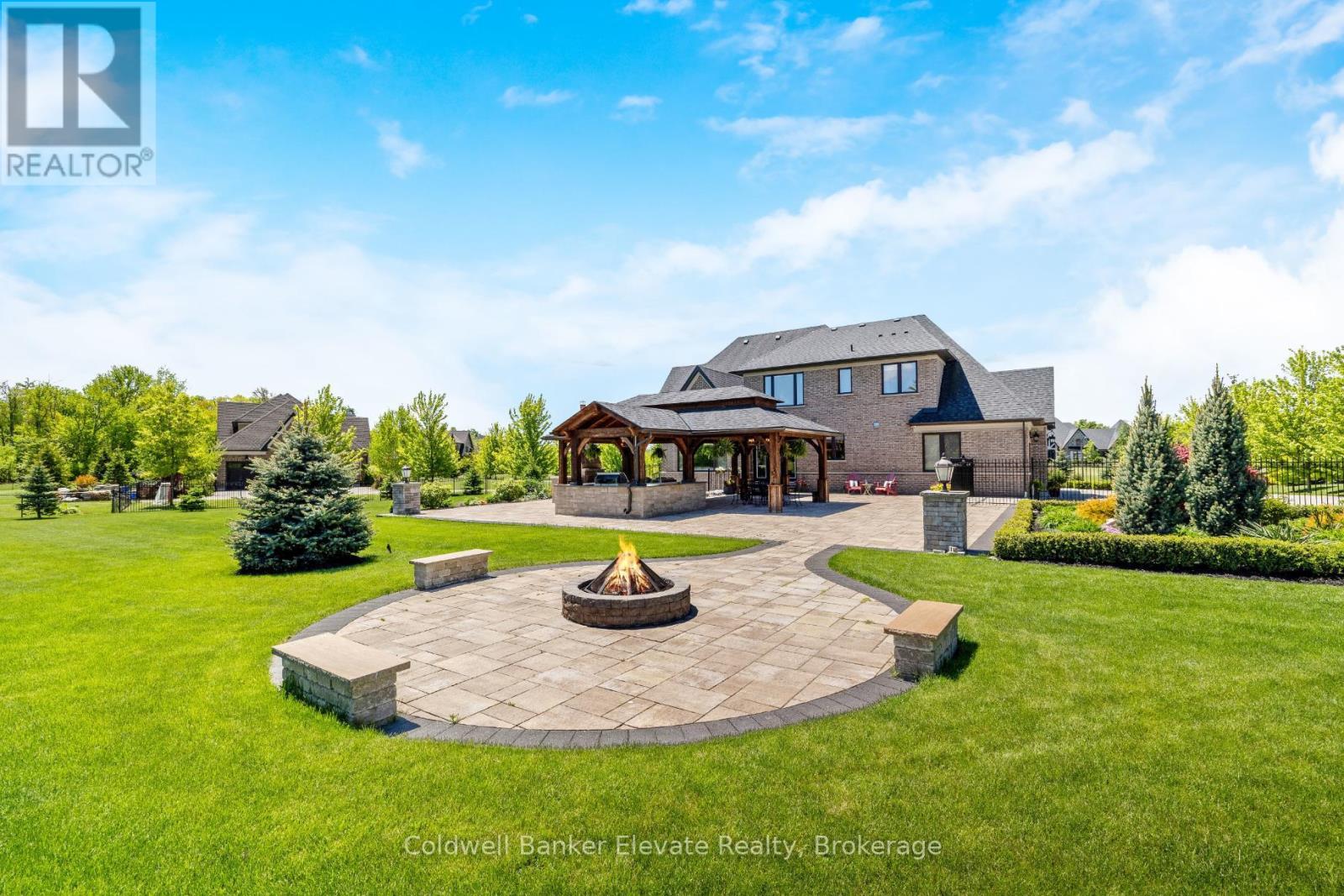 50 Autumn Circle, Halton Hills, Ontario  L0P 1H0 - Photo 37 - W12176893