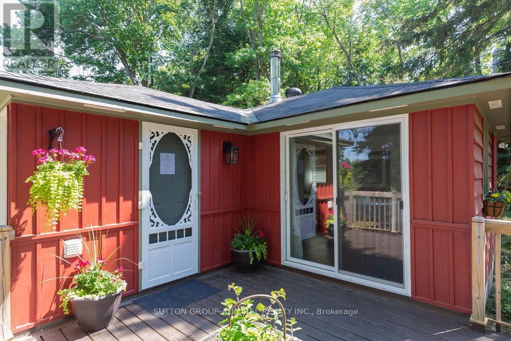1047 Colony Trail, Lake Of Bays, Ontario  P1L 1X3 - Photo 10 - X12001082