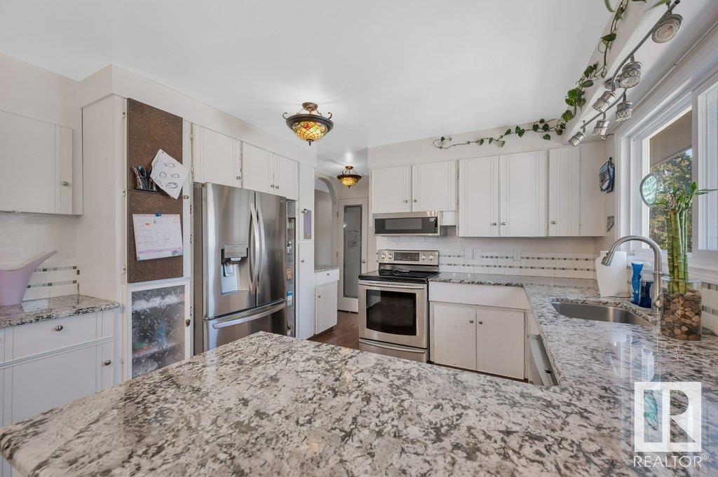9304 128a Av Nw, Edmonton, Alberta  T5E 0J9 - Photo 17 - E4439423