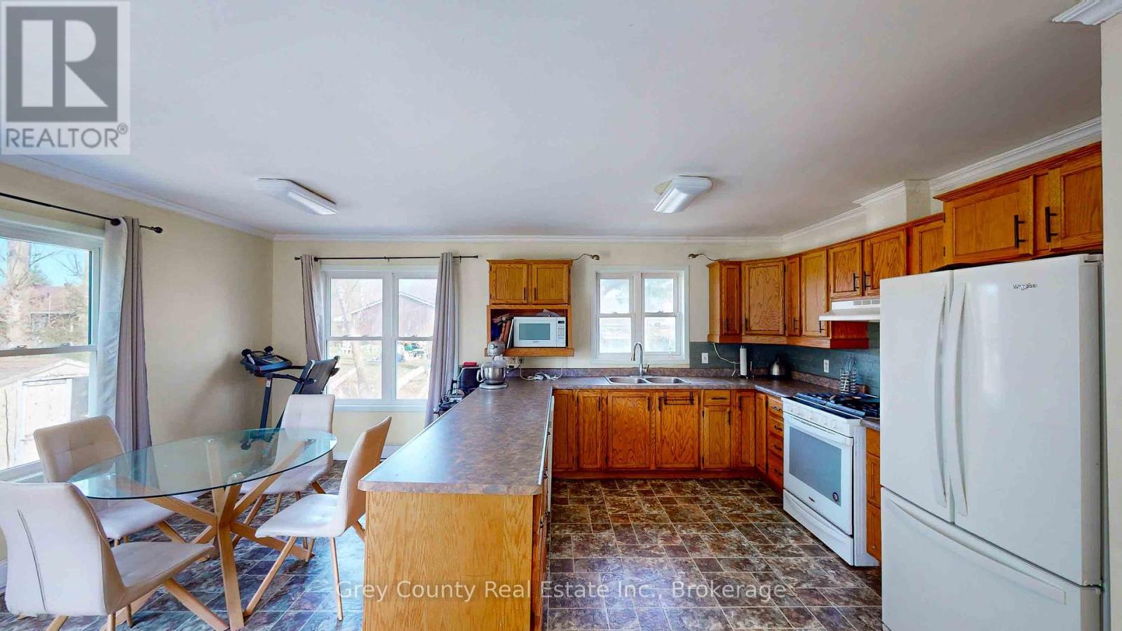 101841 Grey Road 5 Road, Georgian Bluffs, Ontario  N4K 5N5 - Photo 15 - X12066782