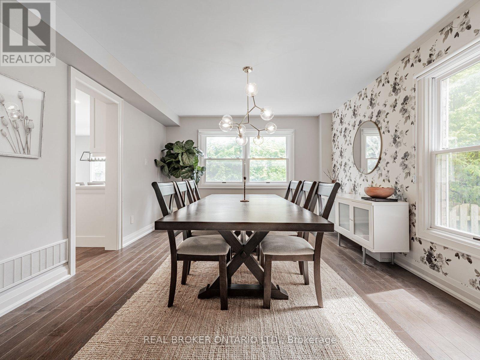 66 Harmony Hill Crescent, Richmond Hill, Ontario  L4C 8Z3 - Photo 11 - N12175037