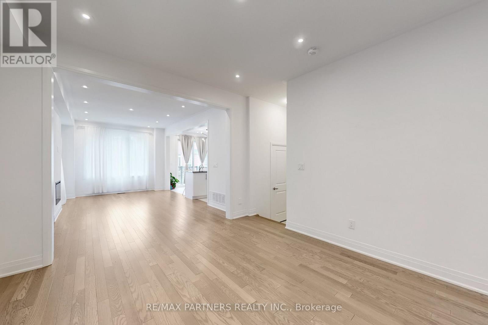 14 Arthur White Lane, Markham (Wismer), Ontario  L6E 0W2 - Photo 8 - N12182750