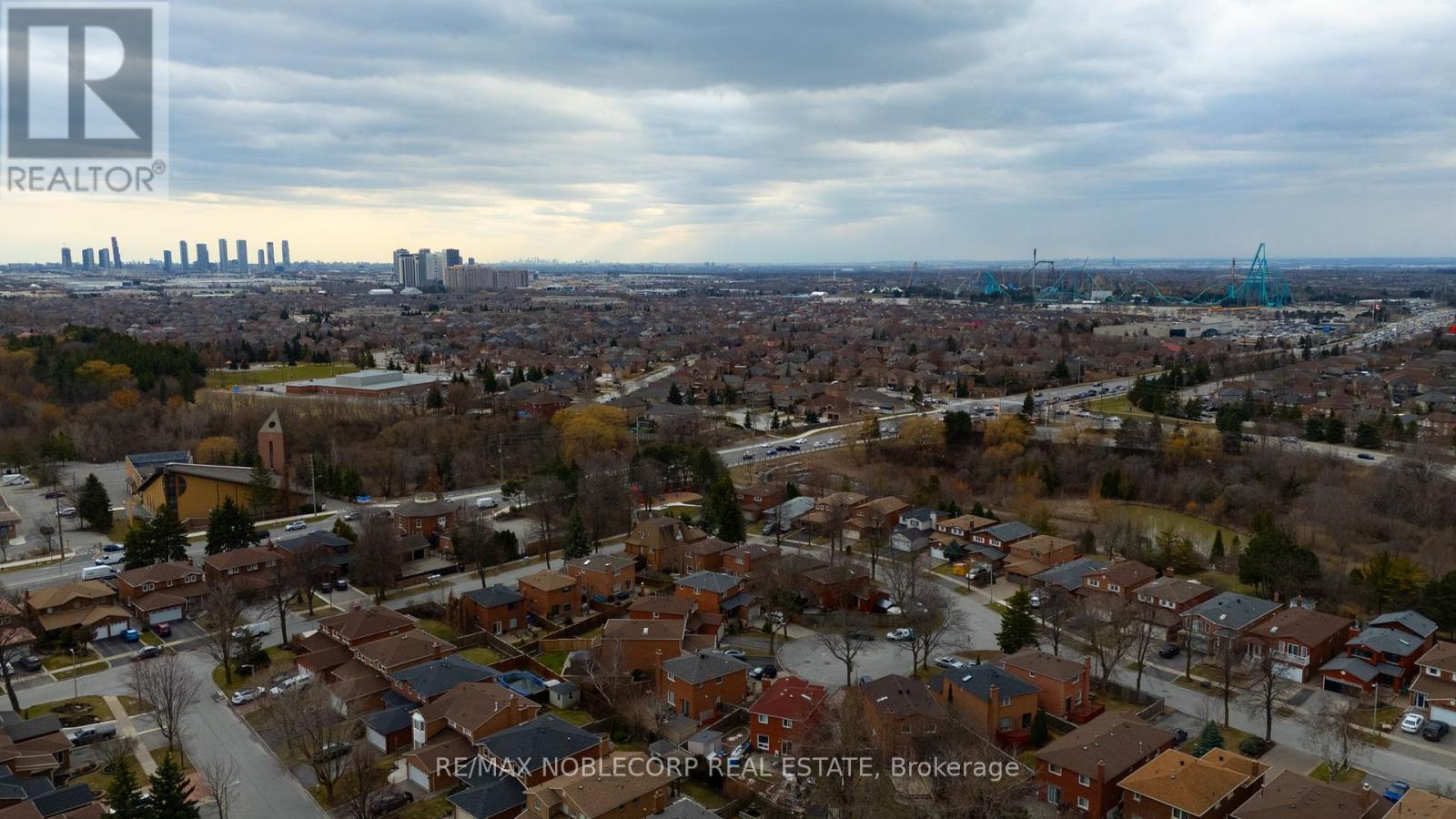 5 Matt Court, Vaughan, Ontario  L6A 1B9 - Photo 39 - N12184018