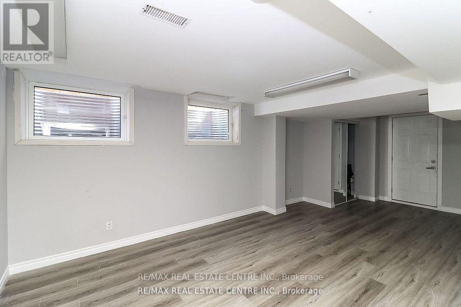 25 Meadowlark Road, Barrie, Ontario  L4M 6C8 - Photo 24 - S12177449