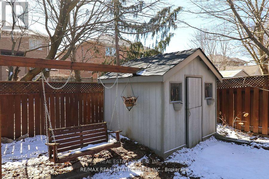 25 Meadowlark Road, Barrie, Ontario  L4M 6C8 - Photo 34 - S12177449