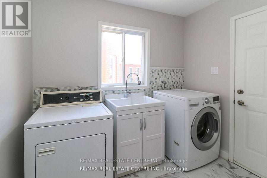 25 Meadowlark Road, Barrie, Ontario  L4M 6C8 - Photo 23 - S12177449
