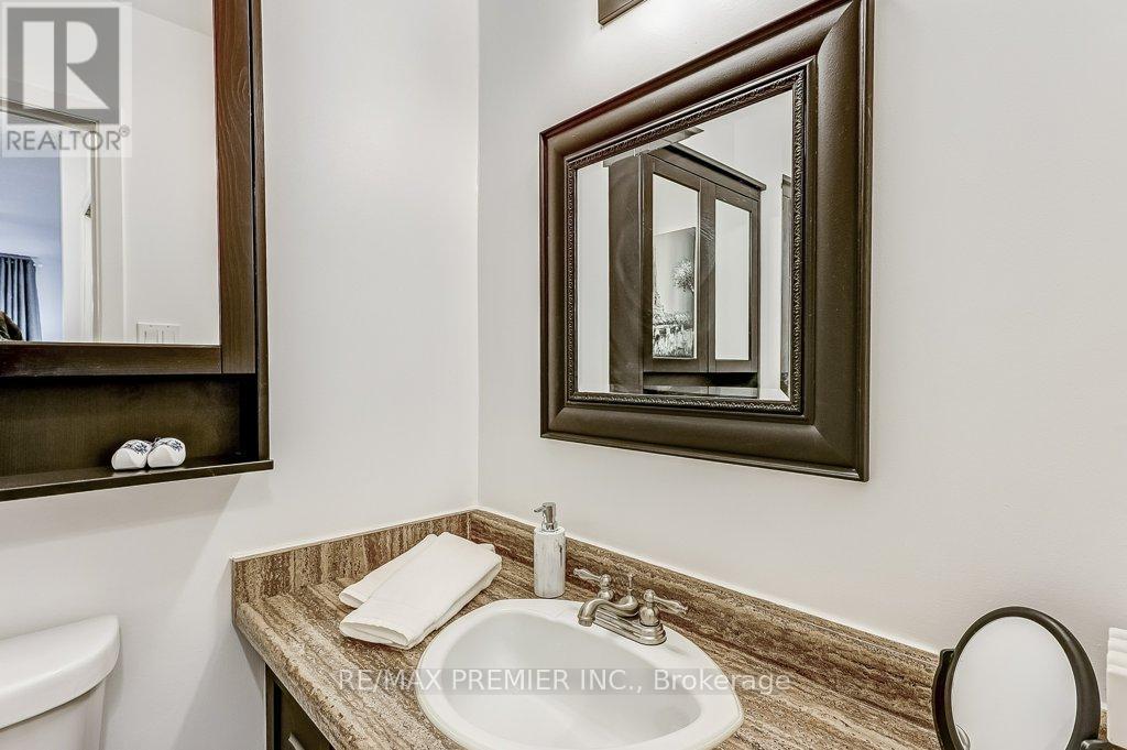 20 - 1951 Rathburn Road, Mississauga (Rathwood), Ontario  L4W 2N9 - Photo 18 - W12098239