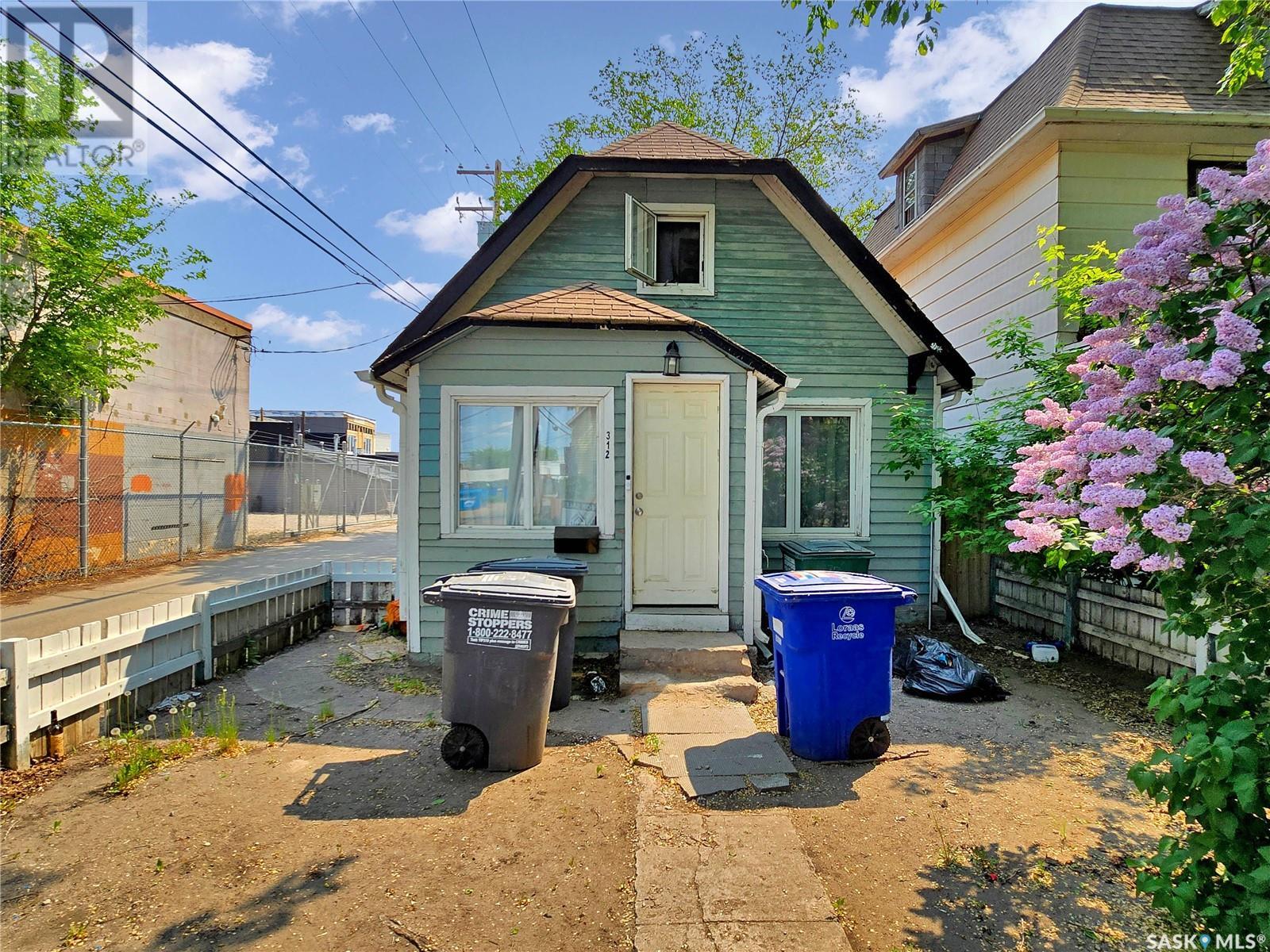 312 E AVENUE S, Saskatoon, Saskatchewan