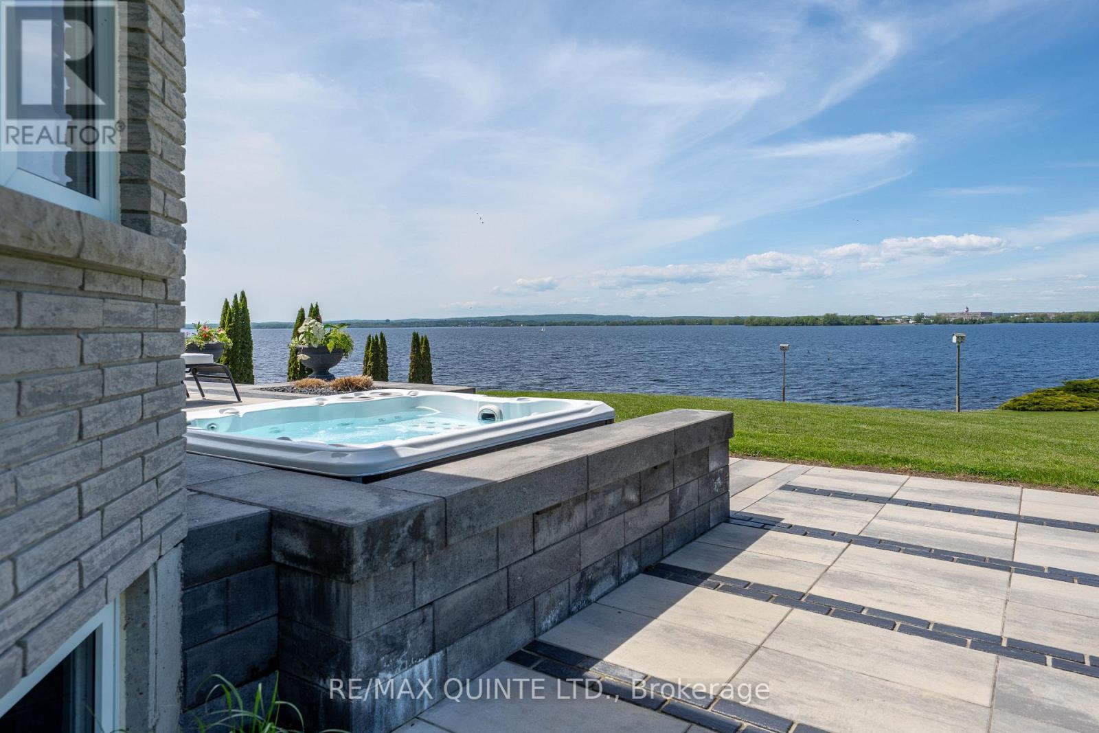 2400 County Rd 3, Prince Edward County, Ontario  K0K 1L0 - Photo 39 - X12184623