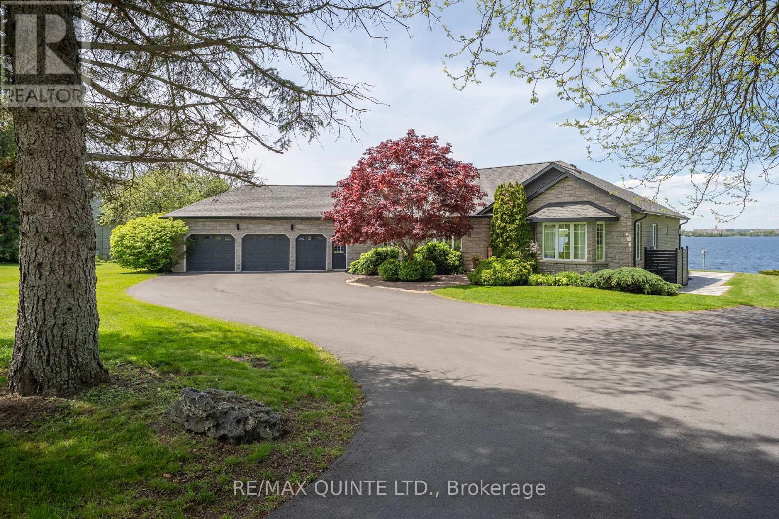 2400 County Rd 3, Prince Edward County (Ameliasburg Ward), Ontario  K0K 1L0 - Photo 5 - X12184623